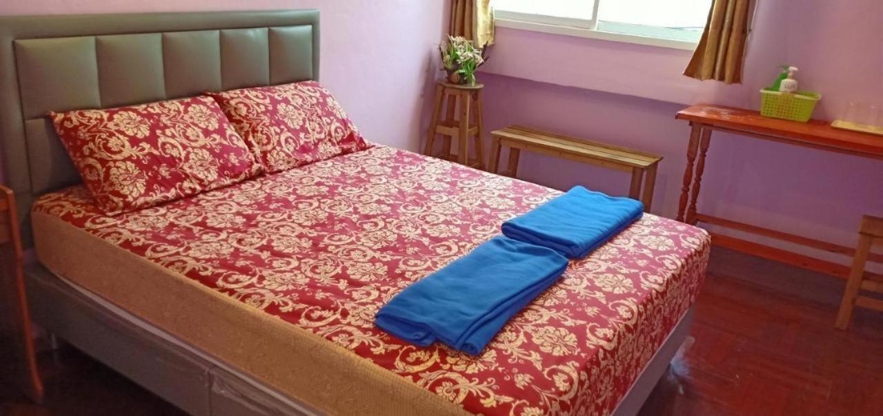 Sun House Bkk Otel Bangkok Dış mekan fotoğraf
